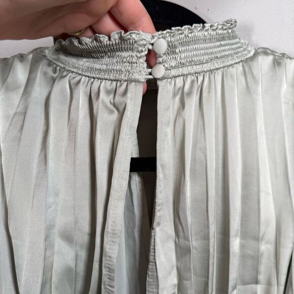 Petal & Pup ELOISE DRESS sage green pleated satin modest midi size 2 - Picture 5 of 9